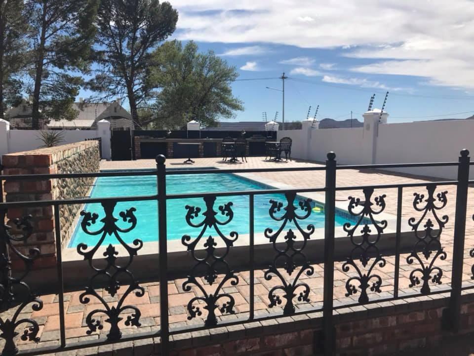 French Karoo Guesthouse ボーフォート・ウェスト エクステリア 写真